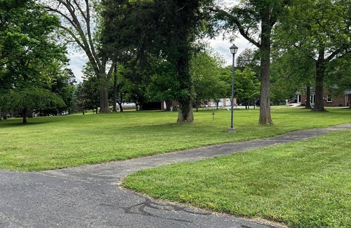 Evington Apartamento | Cozy studio rental situated between Bedford and Lynchburg Virginia