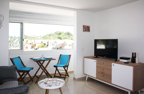Pointe-a-Pitre Apartamento | Acogedor estudio con vistas al mar - Marina du Gosier
