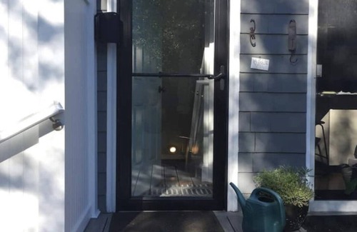 Fifth Ward Apartamento | Cozy studio-walking distance to restaurants, shops & harbor
