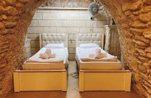 Safed Apartamento | Cozy studio with AC and WiFi in delightful Safed