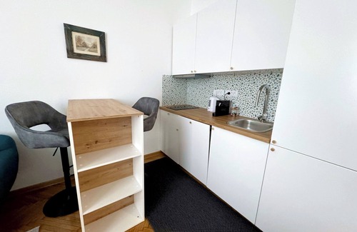 Stari Grad Apartamento | Cozy studio with AC and WiFi in charming Beograd