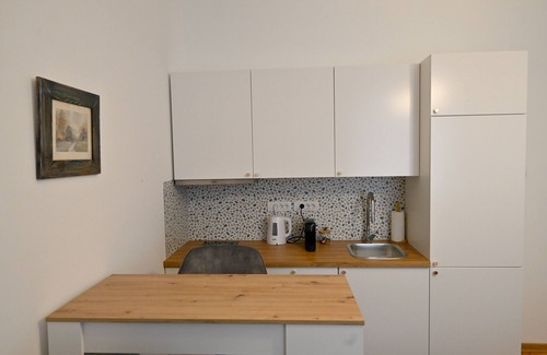 Stari Grad Apartamento | Cozy studio with AC and WiFi in charming Beograd