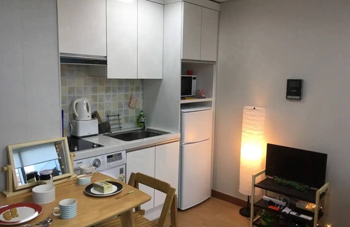 Myeongdong Apartamento | Cozy studio with AC and WiFi in delightful Seoul