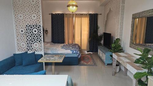 Bab Al Bahr Apartamento | Cozy Studio with Pool and beach access