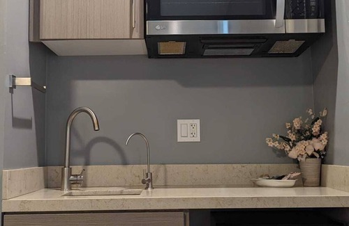 Melrose Apartamento | Cozy studio with WiFi and AC in charming Los Angeles