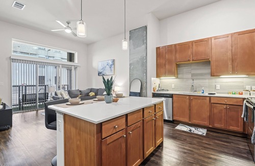 Central Business District Apartamento | Cozy & Stylish 1BR Private balcony, Pool & Gym