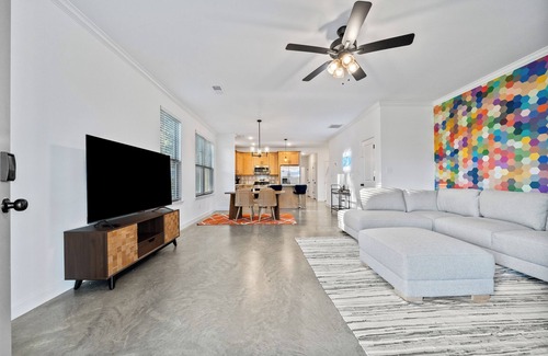 Downtown Memphis Casa | Cozy & Stylish 3BR Near Downtown Memphis