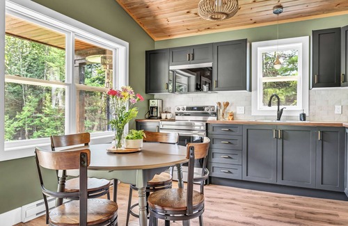 Smiths Corner Cabina | Cozy, stylish, and surrounded by nature; Sojourn Hideaway is the perfect getaway