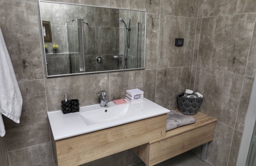 Haifa Apartamento | Cozy & stylish. Close to Baha'i gardens and German colony