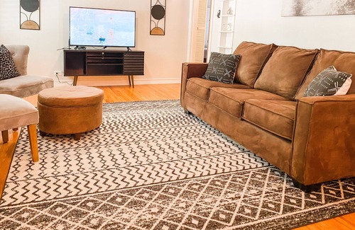 Alamo Heights Casa | Cozy & Stylish Home in the heart of San Antonio!
