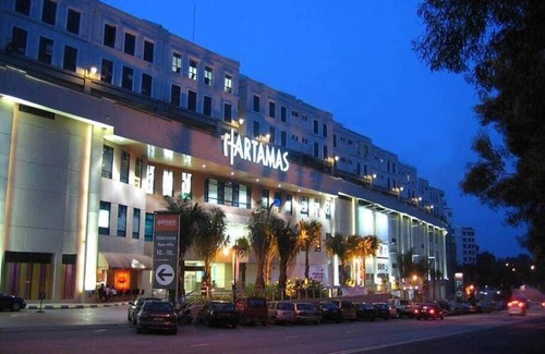 Sri Hartamas Apartamento | Cozy & Stylish Studio, 5 Min Walk To Hartamas Mall