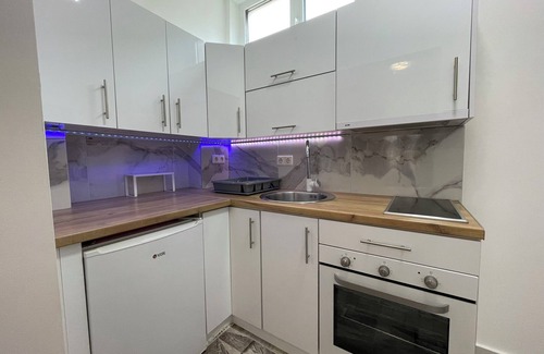 City Center Casa | Cozy & Stylish Townhouse in Central Niš w/ 2BR WiFi AC