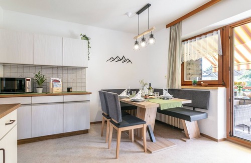 Hopfgarten Markt Apartamento | Cozy sunny apartment, 230m from the ski lift