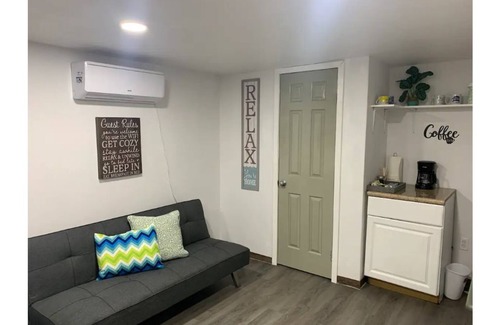 McAllen Apartamento | Cozy Suite *Excellent location* FREE Wi-fi/Netflix