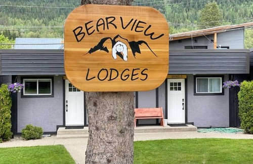 Revelstoke Apartamento | Cozy Suites! Great Location! - Brindle Suite