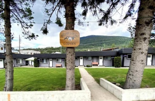 Revelstoke Apartamento | Cozy Suites! Great Location! - The Cub Suite