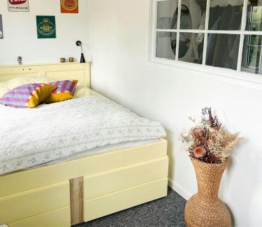 Maribo Casa | Cozy Summer Cottage On Picturesque Askø