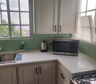 Kingstown Apartamento | Cozy Sunwave