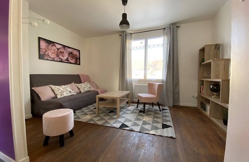 La Roche-Posay Apartamento | Céntrico T2 con WiFi, lavadora, cerca de termas en La Roche-Posay