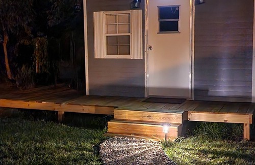 Port Charlotte Apartamento | Cozy Tiny Retreat in the middle of Port Charlotte!