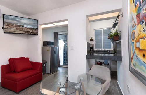 Tohoku Apartamento | Cozy Tohoku Studios by Simply Comfort 10 min to the Beach