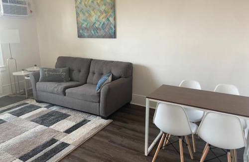 Tower District Apartamento | Cozy Tower Hideaway