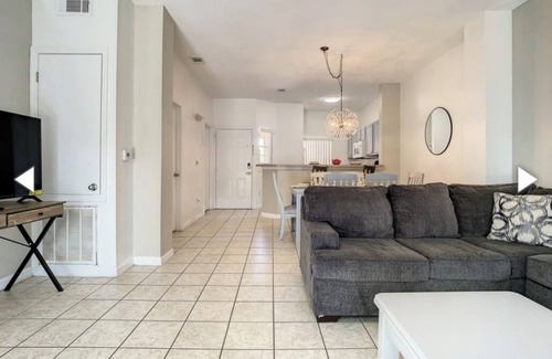 Seasons Casa | Cozy townhouse close to all attractions