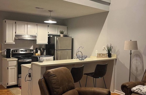 Croasdaile Farm Master Casa | Cozy Townhouse near Downtown