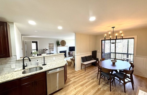 Vernon Condominio | The Canopy | Nature-theme 4Bed Room | Close to Minerals, Mountain Creek, Warwick