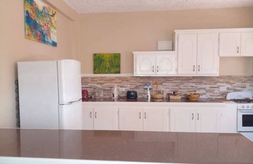 Soufriere Casa | Cozy Tropical Vacation home 10 minutes away from beaches and attractions