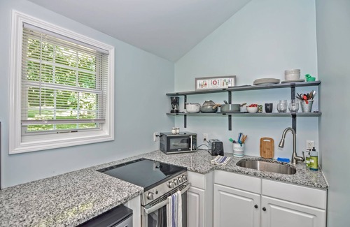 North Truro Casa | Acogedor Truro Cottage admite mascotas y cerca de la playa!