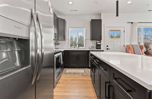 Boise Condominio | Cozy "Turn of the Century" 3B/2B Explorers Suite