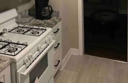 Farmington Hills Casa | Cozy Two Bedroom Home