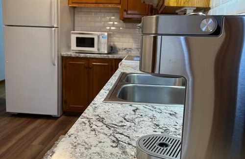 Merriam Apartamento | Cozy two bedroom home near downtown KC
