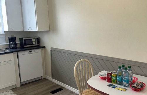 Regina Casa | Cozy Two Bedroom Joyful Home Regina. Family Friendly!
