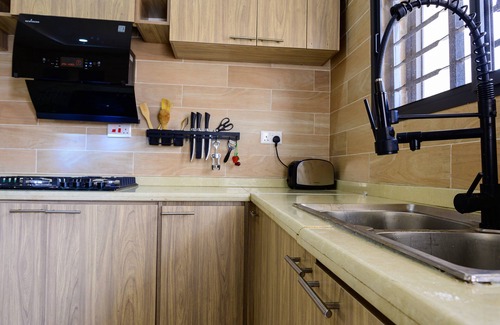 Abuja Apartamento | Cozy Two Bedroom Perfect For Getaways/Work-From-Home