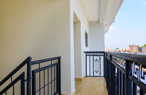 Abuja Apartamento | Cozy Two Bedroom Perfect For Getaways/Work-From-Home