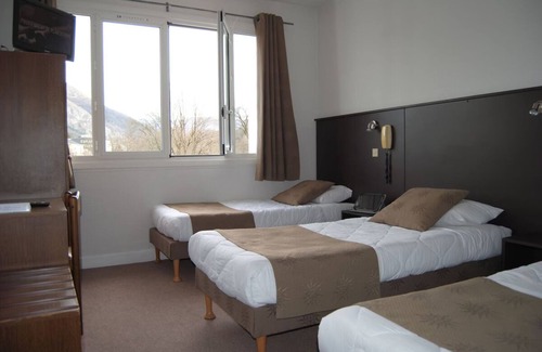 Lourdes Hotel | Cozy Unit for a Relaxing and Unforgettable Trip! Near Prime Attractions!