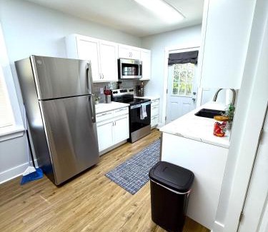 Wilmington Apartamento | Cozy unit King bed & laundry