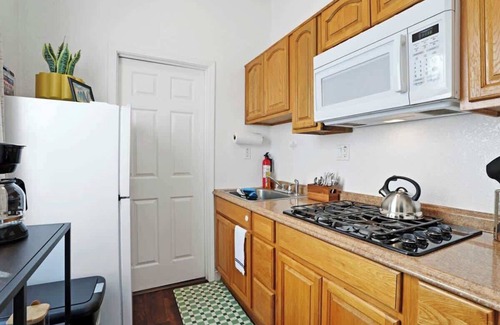Alkali Flat Apartamento | Cozy Upstairs Studio Near Downtown and the River