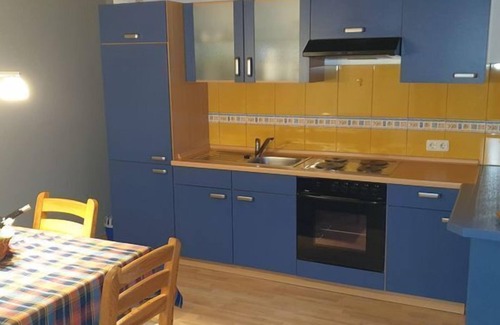 Bischofsheim an der Rhon Apartamento | Cozy vacation apartment (85 sqm) for up to 5 people with fully equipped kitchen