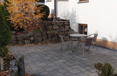 Bischofsheim an der Rhon Apartamento | Cozy vacation apartment (85 sqm) for up to 5 people with fully equipped kitchen