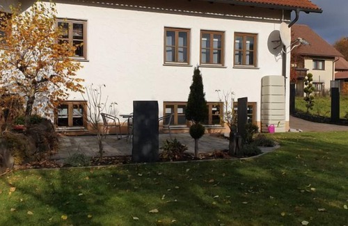 Bischofsheim an der Rhon Apartamento | Cozy vacation apartment (85 sqm) for up to 5 people with fully equipped kitchen