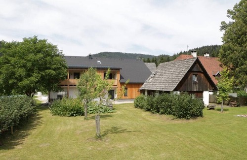 Goestling an der Ybbs Apartamento | Cozy vacation apartment (62 m²) with sun terrace and view of the Hochkar