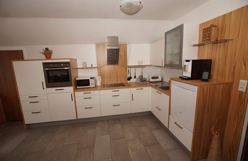 Gaming Apartamento | Cozy vacation apartment with balcony/terrace and separate kitchen