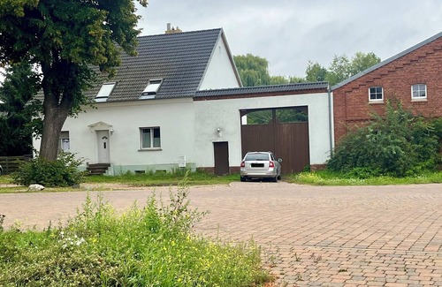 Trebbin Apartamento | Cozy vacation apartment, close to Berlin, pet friendly!
