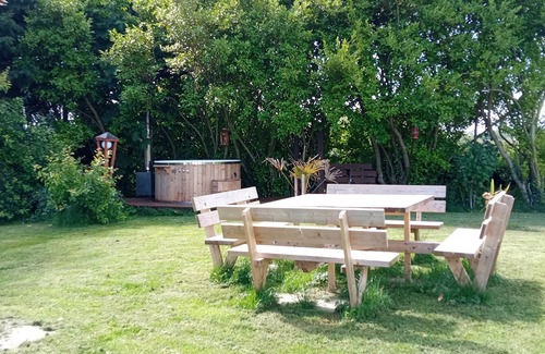 Cullenstown Apartamento | Cozy vacation apartment - just a few minutes from the beach