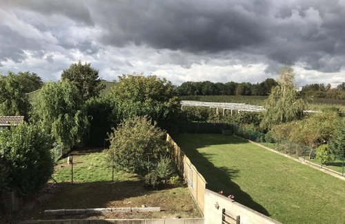 Heers Casa | Cozy Vacation Home for 8 Persons in Heers