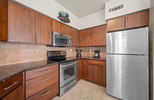 Highland Lake Estates Villa | Cozy villa with a lot of natural light, and WiFi, in welcoming Lago Vista