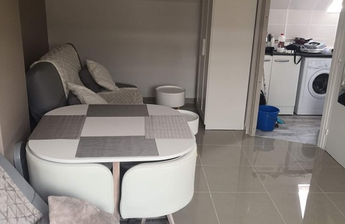 Bonneuil-en-France Condominio | Pueblo acogedor .........